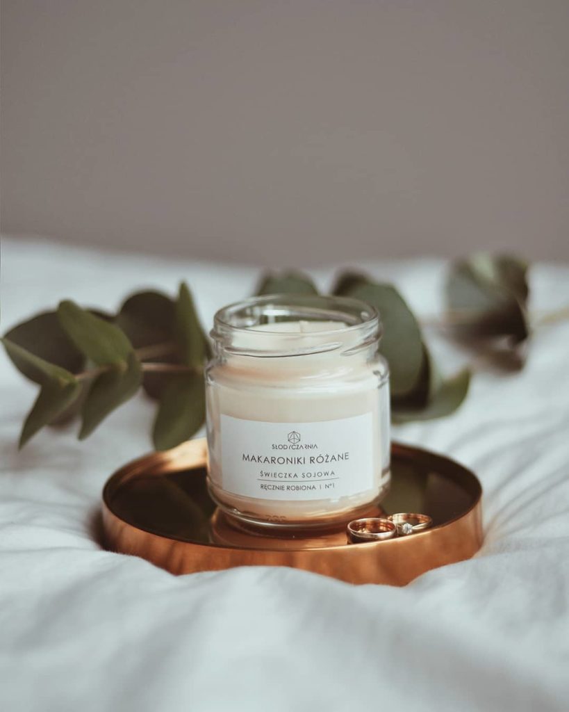 swieca-sojowa-makaroniki-rozane